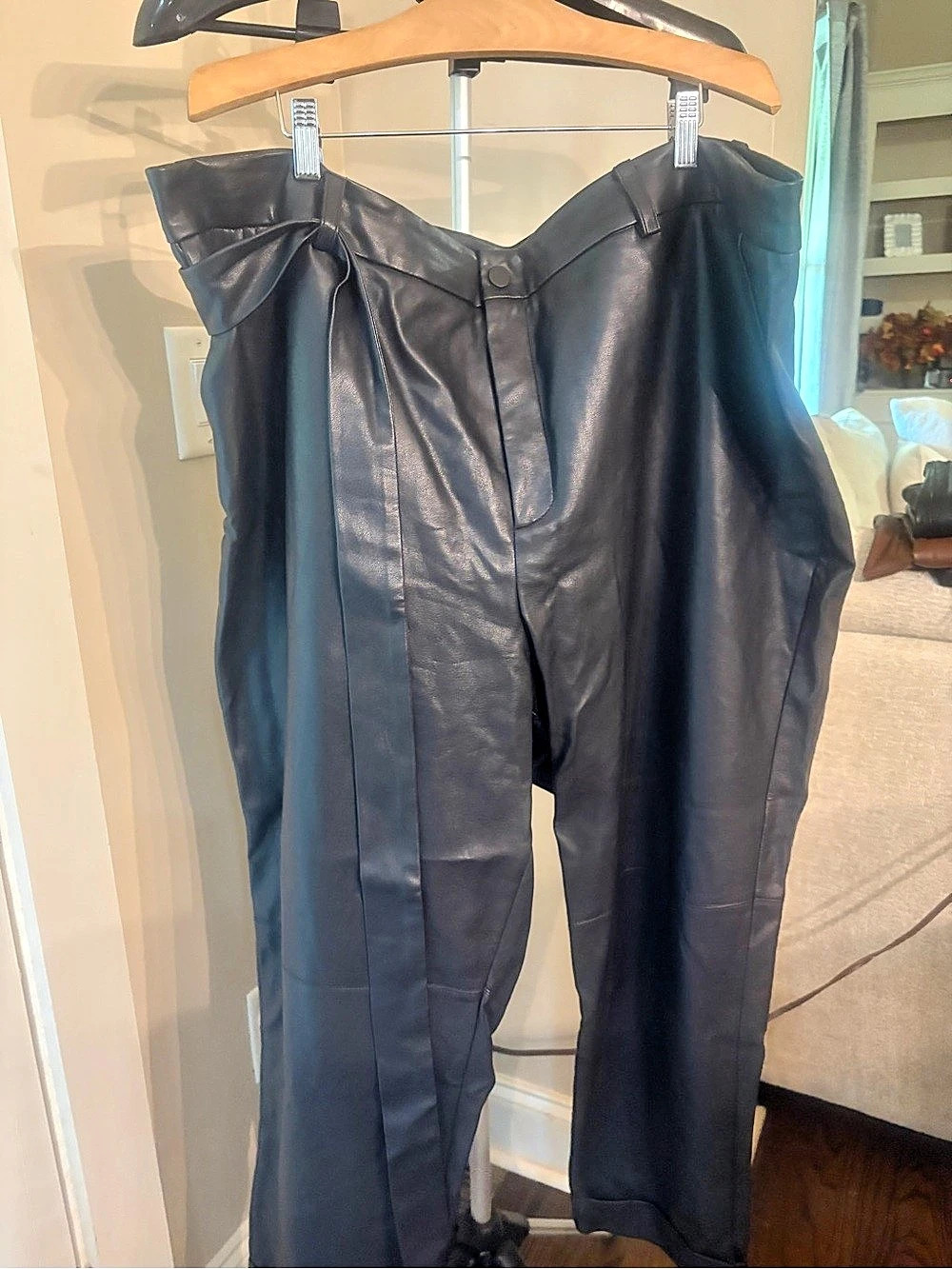 ELOQUII Black Leather Wide Leg Pants Size 24 Like New